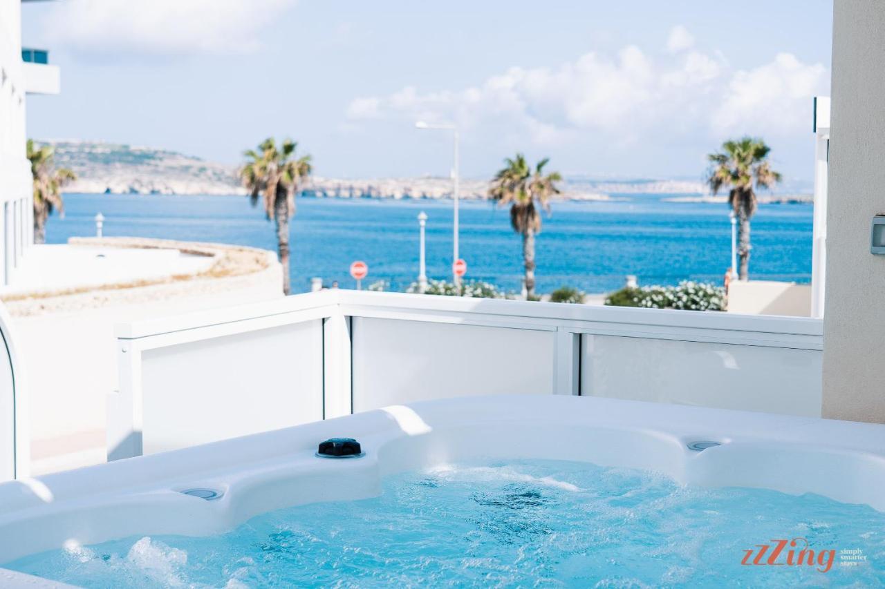 Stunning Holiday Villa With A Heated Jacuzzi Bahía de San Pablo Exterior foto